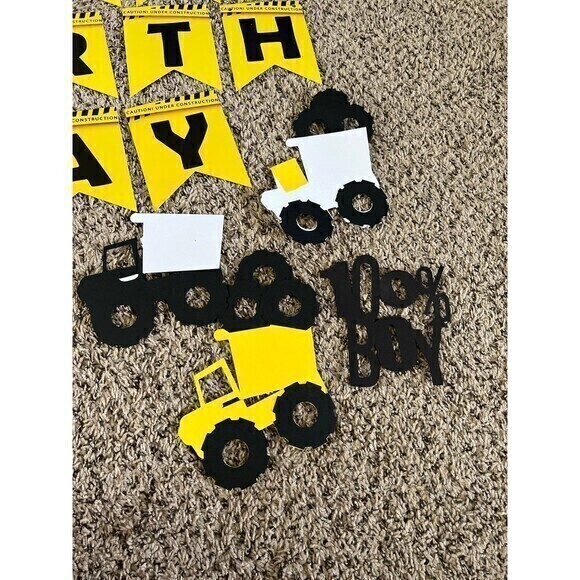 Construction‎ Happy Birthday Sign - Picture 3 of 3